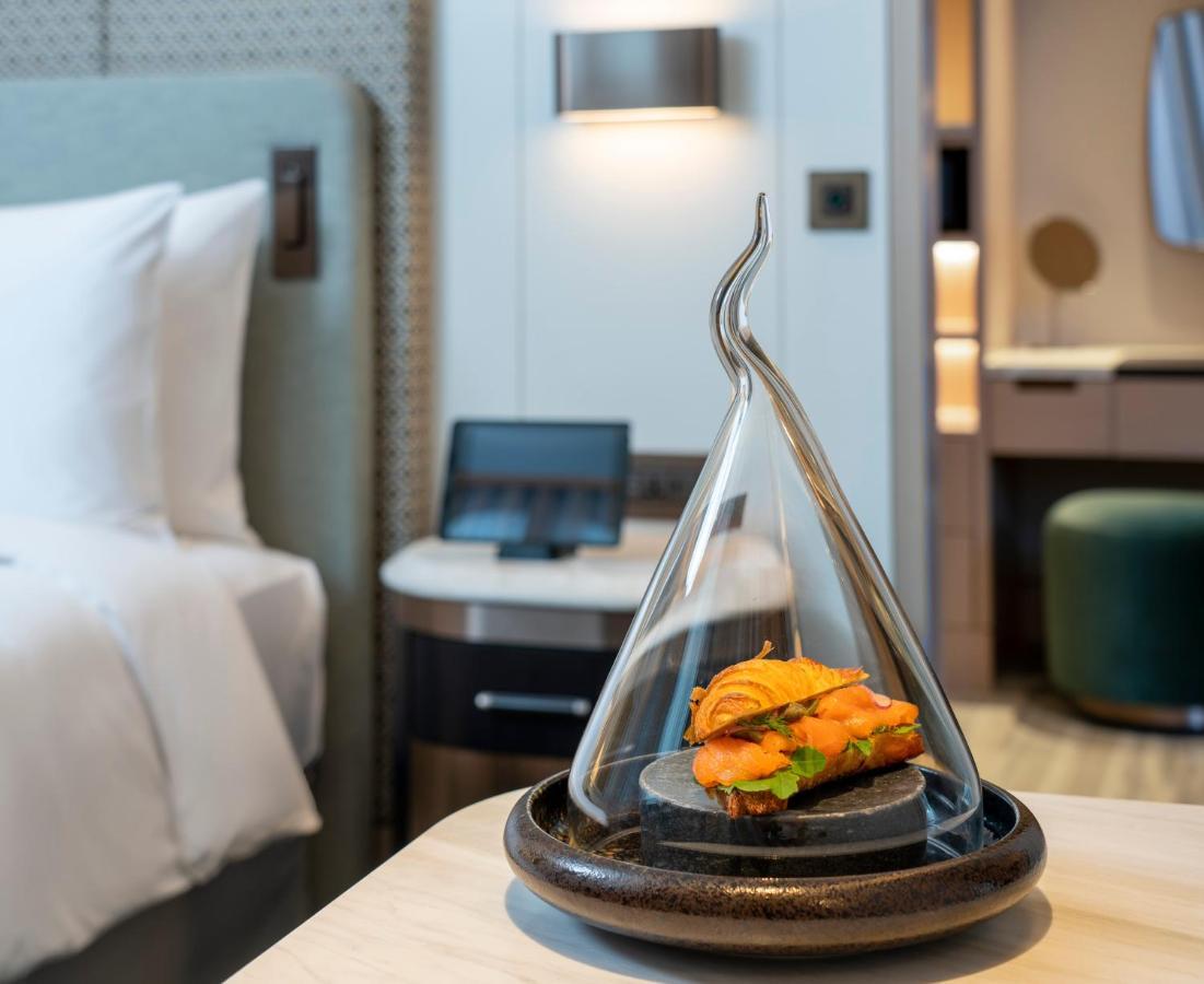 Address Istanbul酒店 外观 照片 A room at the hotel
